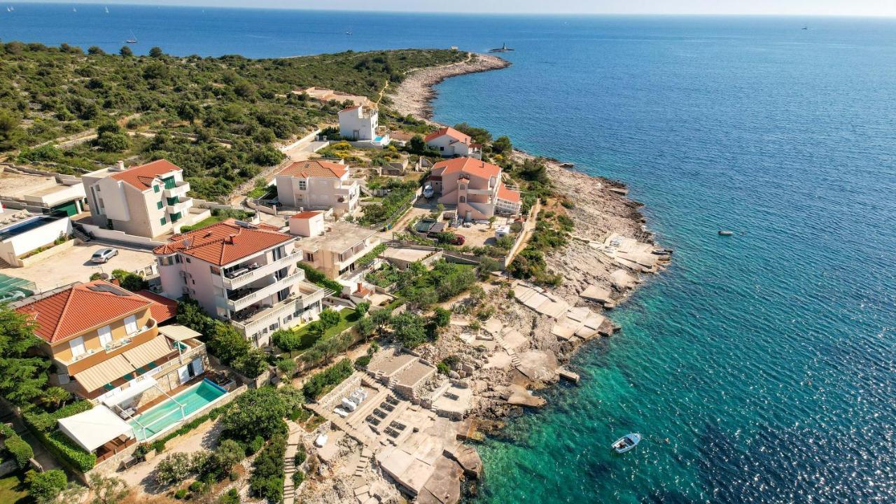 Rajcic Apartments Рогозница Экстерьер фото